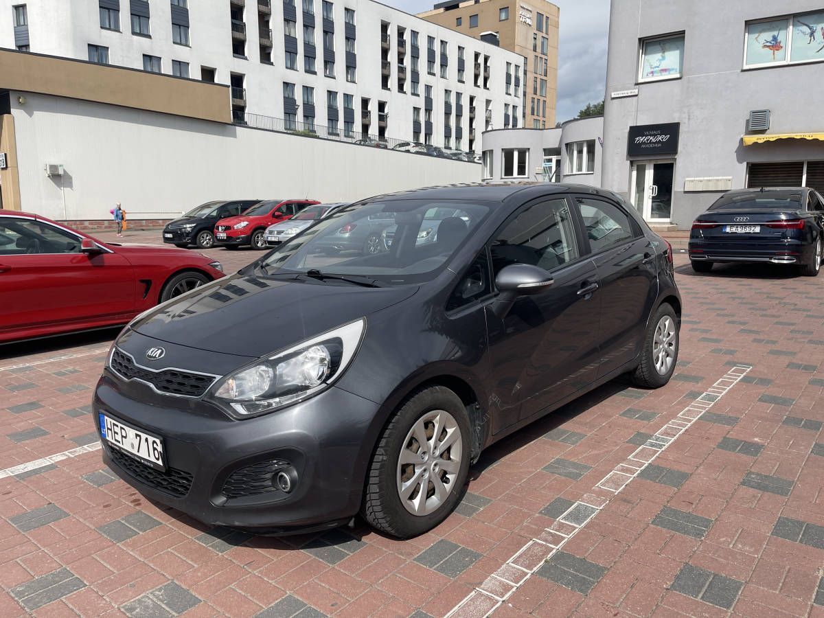 Kia Rio 3725