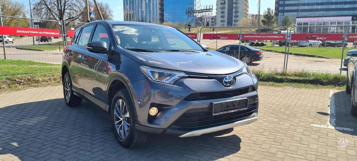 Toyota-RAV4-3456