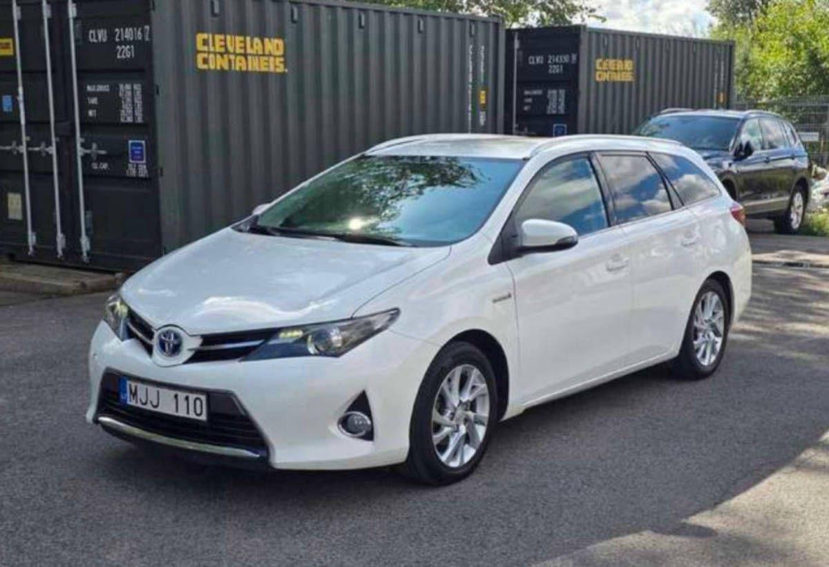 Toyota-Auris-3593
